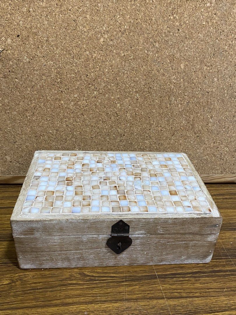 Decorative Wooden Shell Inlay Storage Box (Category: Storage Boxes & Baskets) located in Calamba. Submitted by chebvintagedepot (Listing ID 1464606764, Image 1). Description: [B19-03] This decorative wooden box has a natural-finished wooden frame with a checkered mosaic-style pattern made from square shell pieces on the lid. The shell inlay is arranged in neutral white and beige tones, giving the box a simple geometric look. It can be used for sm
