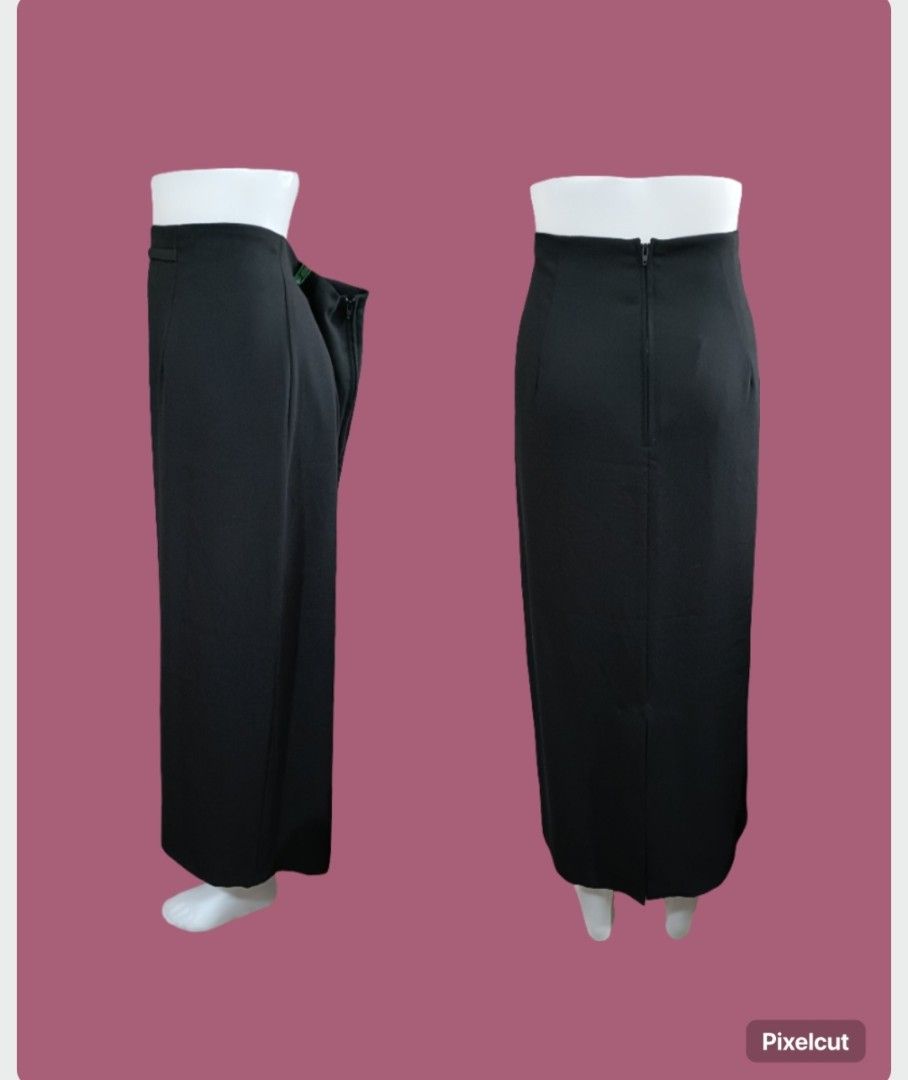 DELICIA Black Flowy Maxi Skirt; Large (Category: Skirts) located in Moncada. Submitted by celynn.collection (Listing ID 1464610380, Image 2). Description: ✅ PLEASE READ BEFORE ASKING! 😊 ----------------------------------------------------- 📍LOCATION: Pangasinan, Luzon ----------------------------------------------------- ✅ Clothes are THRIFTED or PRE-LOVED unless stated brand new. ----------------------------------------------------- Brand: DEL