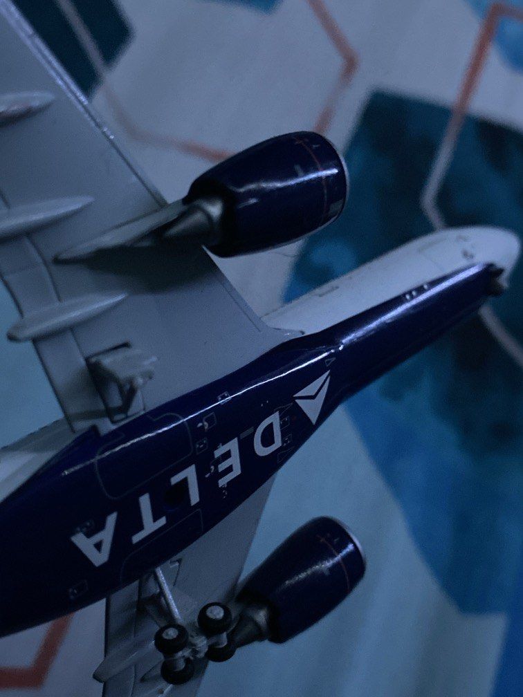 Delta A330-900 (Category: Vehicle & Diecast Models) located in Makati City. Submitted by valkryie_finds (Listing ID 1464738386, Image 3). Description: This diecast model is heavily used Meaning it already has a signs of DAMAGE 🚨missing TCAS 🚨missing back and rear landing gears.