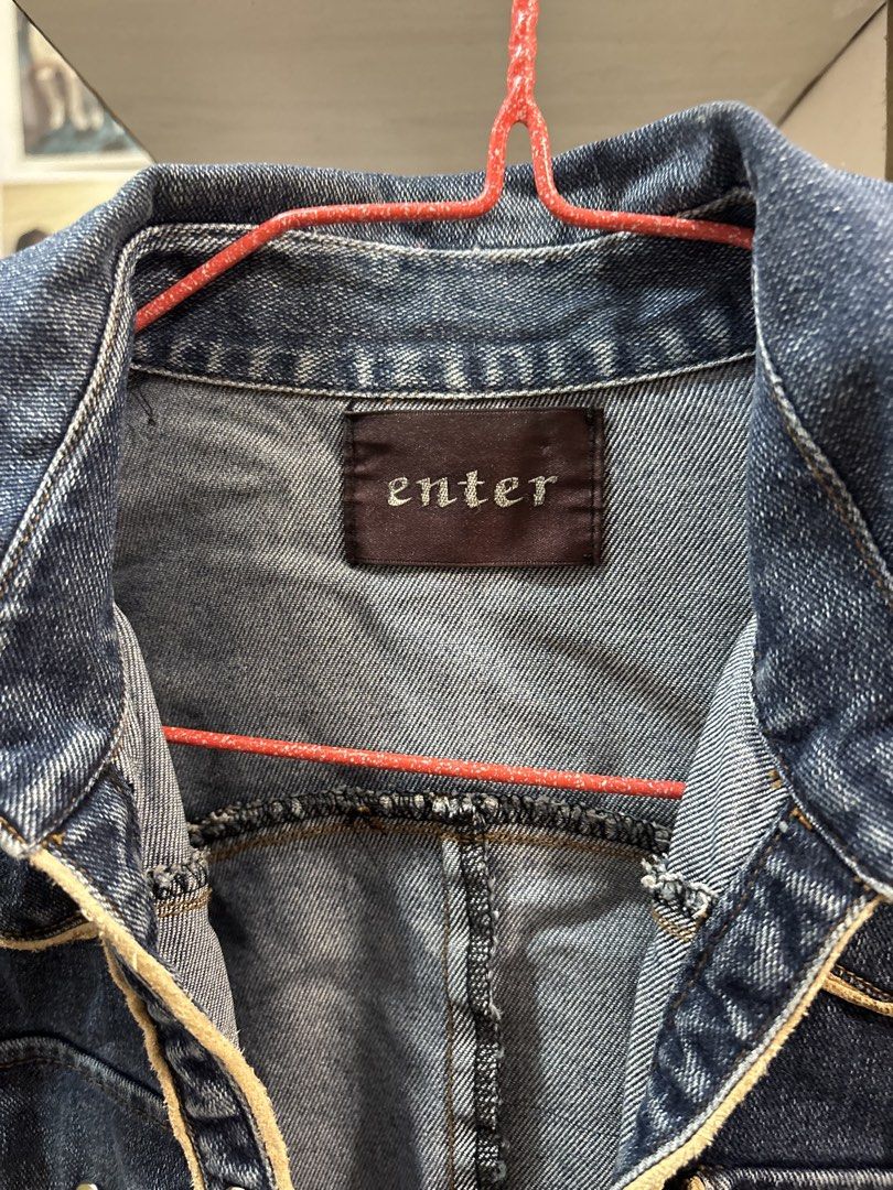 Denim longsleeves top (Category: Longsleeves) located in Quezon City. Submitted by den.declutters (Listing ID 1464639036, Image 3). Description: .
