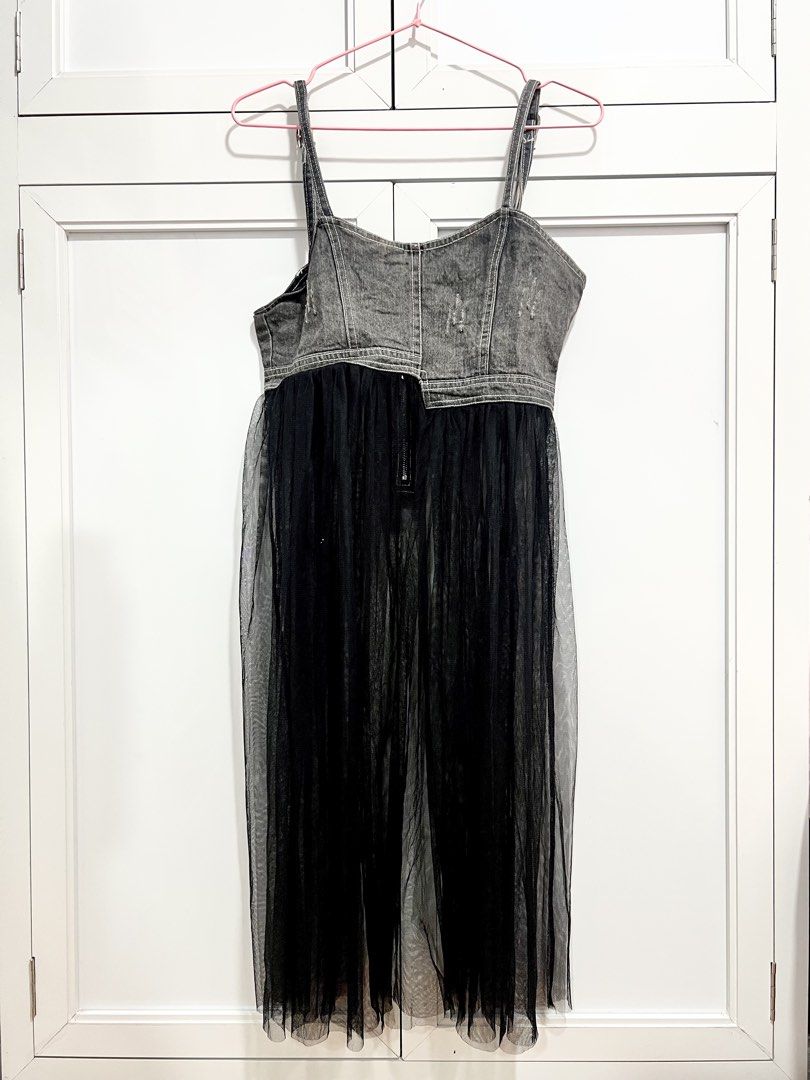 DENIM MESH DRESS (Category: Dresses) located in Valenzuela. Submitted by stayradwithme (Listing ID 1464735692, Image 1). Description: DENIM MESH DRESS Size: S to M Dress or cover up AVAIL 🖤🖤🖤.