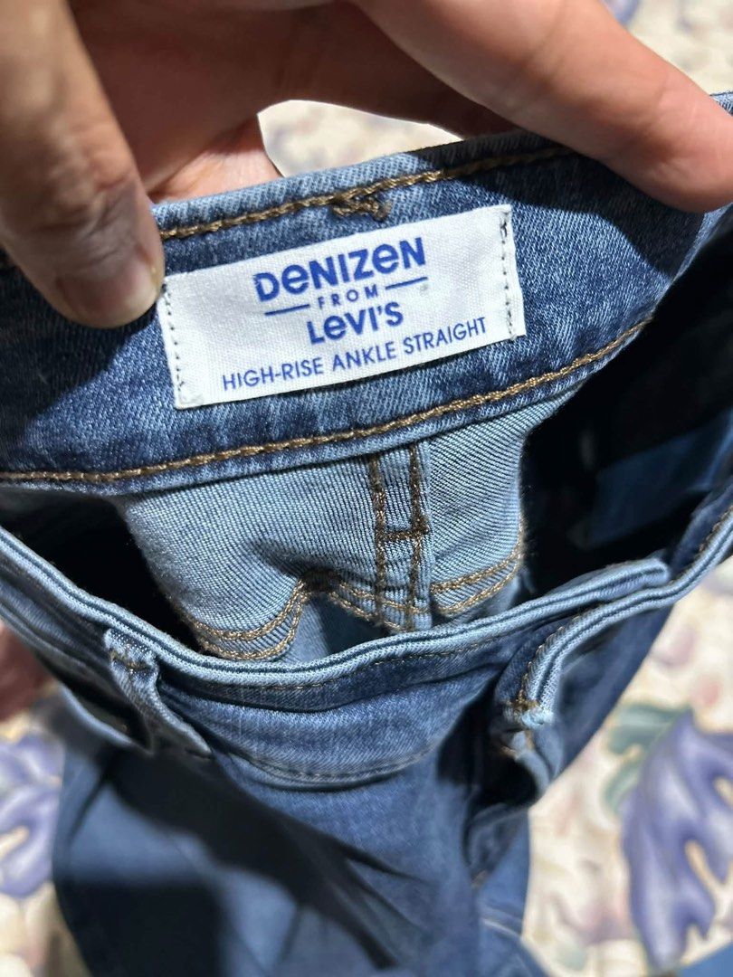 Denizen by Levis (Category: Jeans) located in Abulug. Submitted by new.affordalux (Listing ID 1464636199, Image 2). Description: used once only, maluwag sakin size on tag 28 but best fits to 30-32.