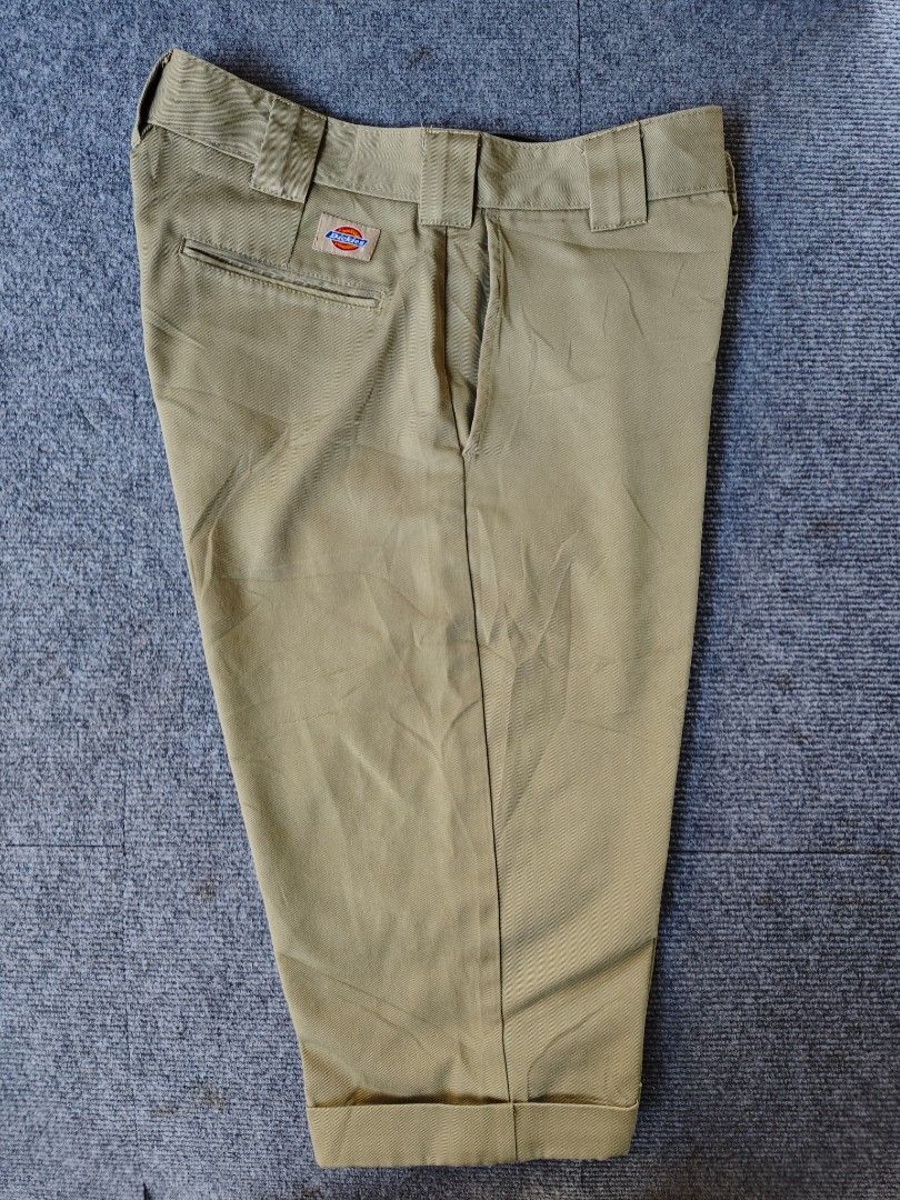 Dickies Khaki Shorts slim | browny (Category: Shorts) located in Midsayap. Submitted by indigoventure (Listing ID 1464645729, Image 1). Description: Excellent Condition no issue color rate 9.8/10 waistline 29 - 31 length 26.