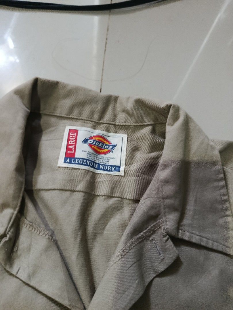 Dickies pocket shirt (Category: Activewear) located in Davao. Submitted by 07dward (Listing ID 1464767163, Image 3). Description: like new button up with pocket vintage polo.