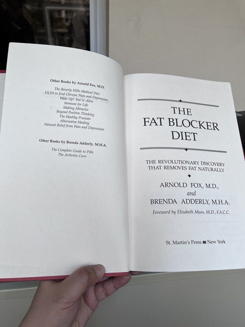 Diet Books (Category: Textbooks) located in Taguig. Submitted by collectionsbykhrisna (Listing ID 1464666277, Image 1). Description: 100 for both.