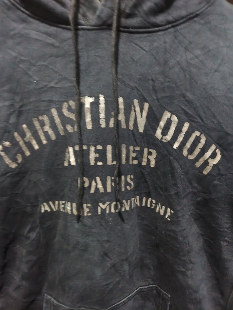 Dior Hoodie (Category: Luxury Apparel) located in Mabalacat. Submitted by thriftThings (Listing ID 1464656887, Image 2). Description: Dior Hoodie Size: Medium Excellent Condition No issue.