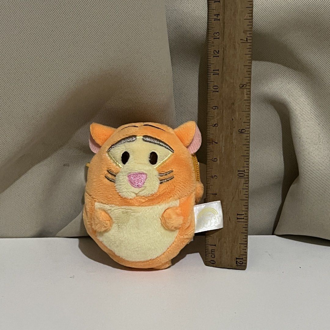 Disney Store Tigger Plush Coin Purse (Category: Purses & Pouches) located in Manila. Submitted by nikaniks25 (Listing ID 1464717610, Image 3). Description: .