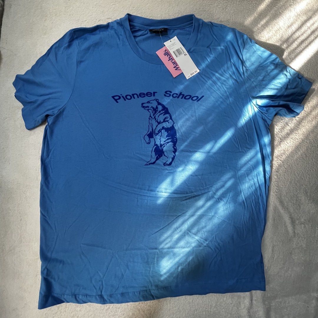DKNY tshirt (xl) brand new (Category: Tshirts & Polo Shirts ) located in Santa Rosa. Submitted by bhelprelovedcloset (Listing ID 1464705602, Image 2). Description: BRAND NEW!!! PLUS SIZE MEN’S T-SHIRTS FOR SALE ✨ From 🇺🇸🇺🇸🇺🇸 💰 Price: ₱300 each Comfy, casual & easy to style! 🤍 Perfect for everyday wear, errands, pambahay, or casual OOTD. 📏 Actual measurements posted per item ✨ BRAND NEW /Good condition 📦 Shipping available 📌 MINE BASIS 