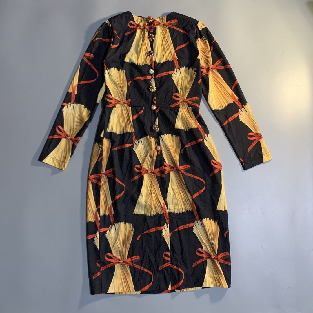 Dolce & Gabbana Spring summer 2017 Pasta Collection (Category: Luxury Apparel) located in Davao. Submitted by jandyfuert21303 (Listing ID 1464702243, Image 2). Description: Good as new condition No issues 10/10 color condition Polyester 41Length 15Width 17Bust 23sleeve (shoulder to sleeve’s hem).
