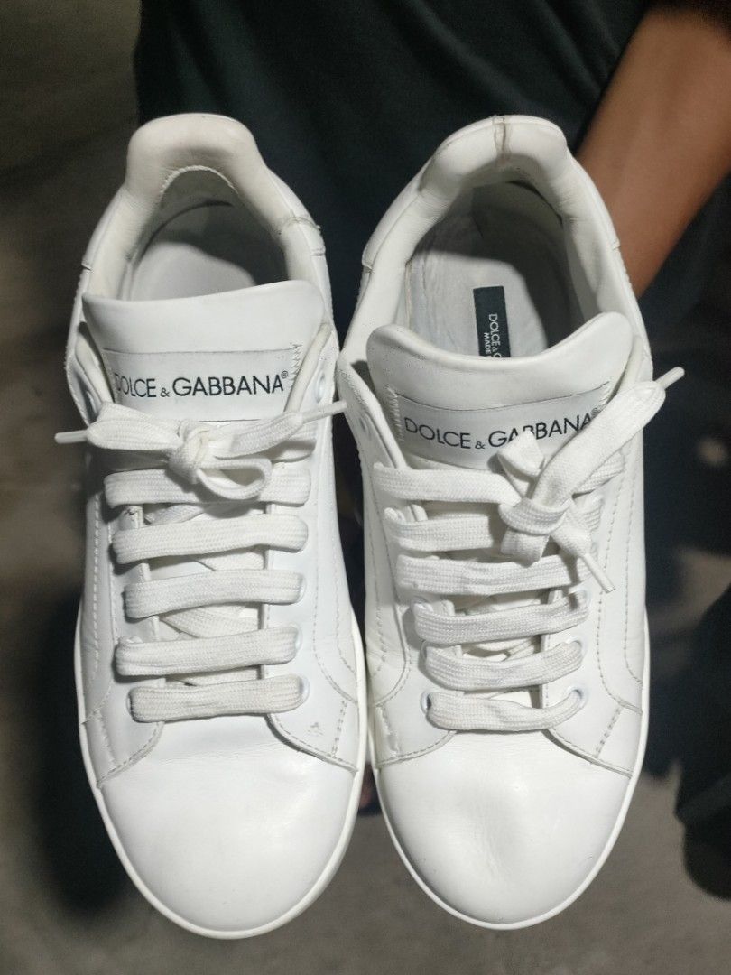 Dolce and Gabbana (Category: Sneakers & Footwear) located in Sindangan. Submitted by branden_line (Listing ID 1464643348, Image 1). Description: d&g free only size 7.