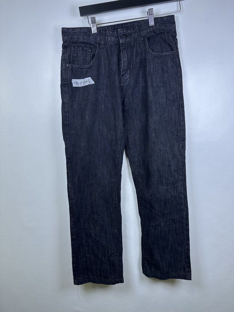 Dolce Gabbana Jeans (Category: Jeans) located in Manila. Submitted by declutterpromax (Listing ID 1464619294, Image 1). Description: .