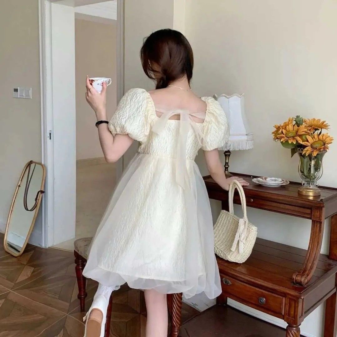 Doll dress pale yellow (Category: Dresses) located in Angeles City. Submitted by milovewardrobe (Listing ID 1464577395, Image 2). Description: 32 bust 30 waistline 34 length W inner lining Light discoloration sa ribbon part sa likod(see last pic) other than that wala ng flaw.