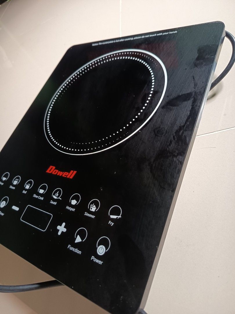 Dowell Induction Cooker (Category: Other Kitchen Appliances) located in Caloocan City. Submitted by tintedberry (Listing ID 1464581568, Image 2). Description: -Used once -No box -Has receipt -3000( original price.