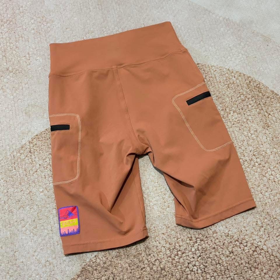 Echt cycling short (Category: Activewear) located in Manila. Submitted by justin.jeyeneyshop (Listing ID 1464718818, Image 2). Description: W23-28 L17.5 With pocket 399.