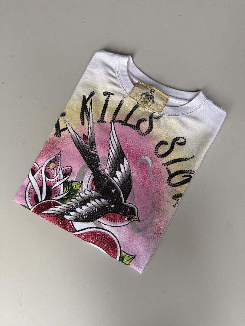 ED HARDY - Love Kill Slowly Tee (Category: Announcements) located in Dasmarinas. Submitted by behind_the_buckx (Listing ID 1464595896, Image 1). Description: Very Good Condition Need Wash Size XS Best Fit Small to Med 27 x 19.
