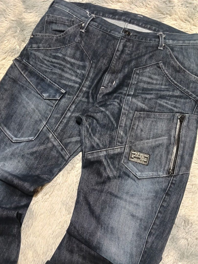 Edwin E-function (Category: Jeans) located in San Carlos City. Submitted by wilburstthriftstore (Listing ID 1464574055, Image 3). Description: Edwin E-function Japan made Size 33 Waist 34-36 Length 46 Hem 8 No issue As new condition 👌🏾 ₱850 + sf.