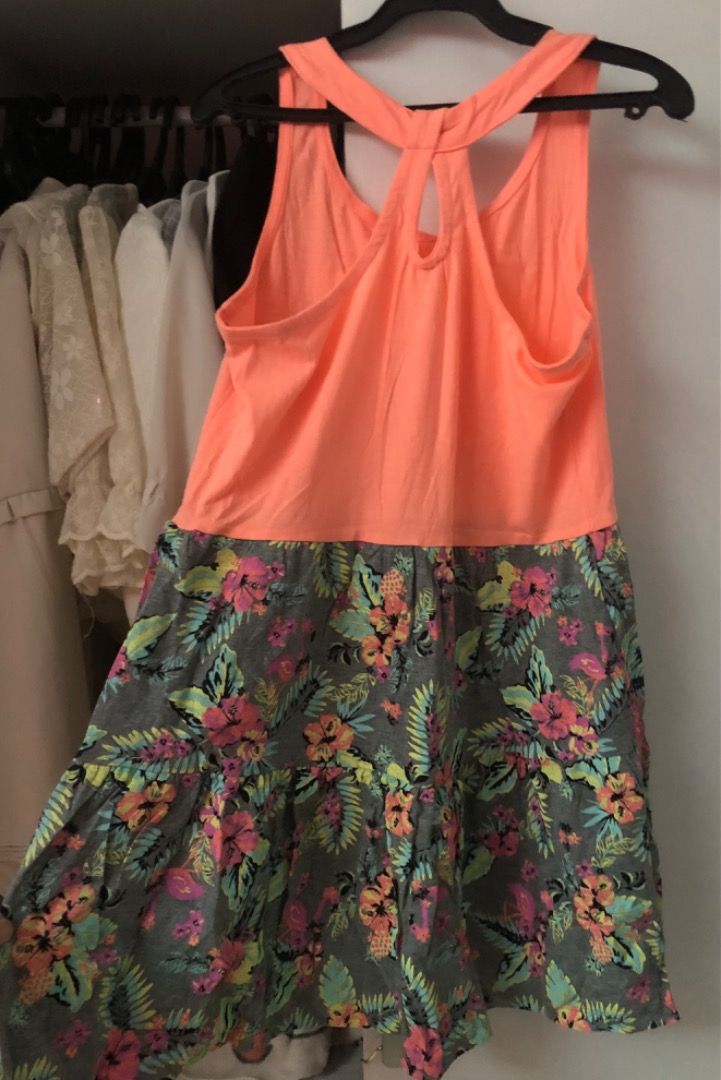[F] Epic Threads - Aloha summer floral dress (Category: Babies & Kids Fashion) located in San Juan City. Submitted by ttanmien (Listing ID 1464607901, Image 2). Description: ⚜️✨⚜️✨⚜️✨⚜️✨⚜️✨⚜️ 💁🏻‍♀️SELLING PRICE: ₱300 Original Price: Above ₱2,000 💁🏻‍♀️Size: Width x Length = 16 inch x 30 inch Armpit to armpit (width measurement) Shoulders to bottom (length measurement) Tag size: XL (May fit kids/teens/adult from 8 years old & above depending on