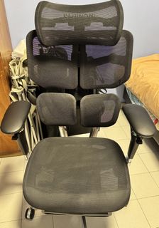 (Category: ) located in . Submitted by tradewifme (Listing ID 1464683206, Image 1). Description: .