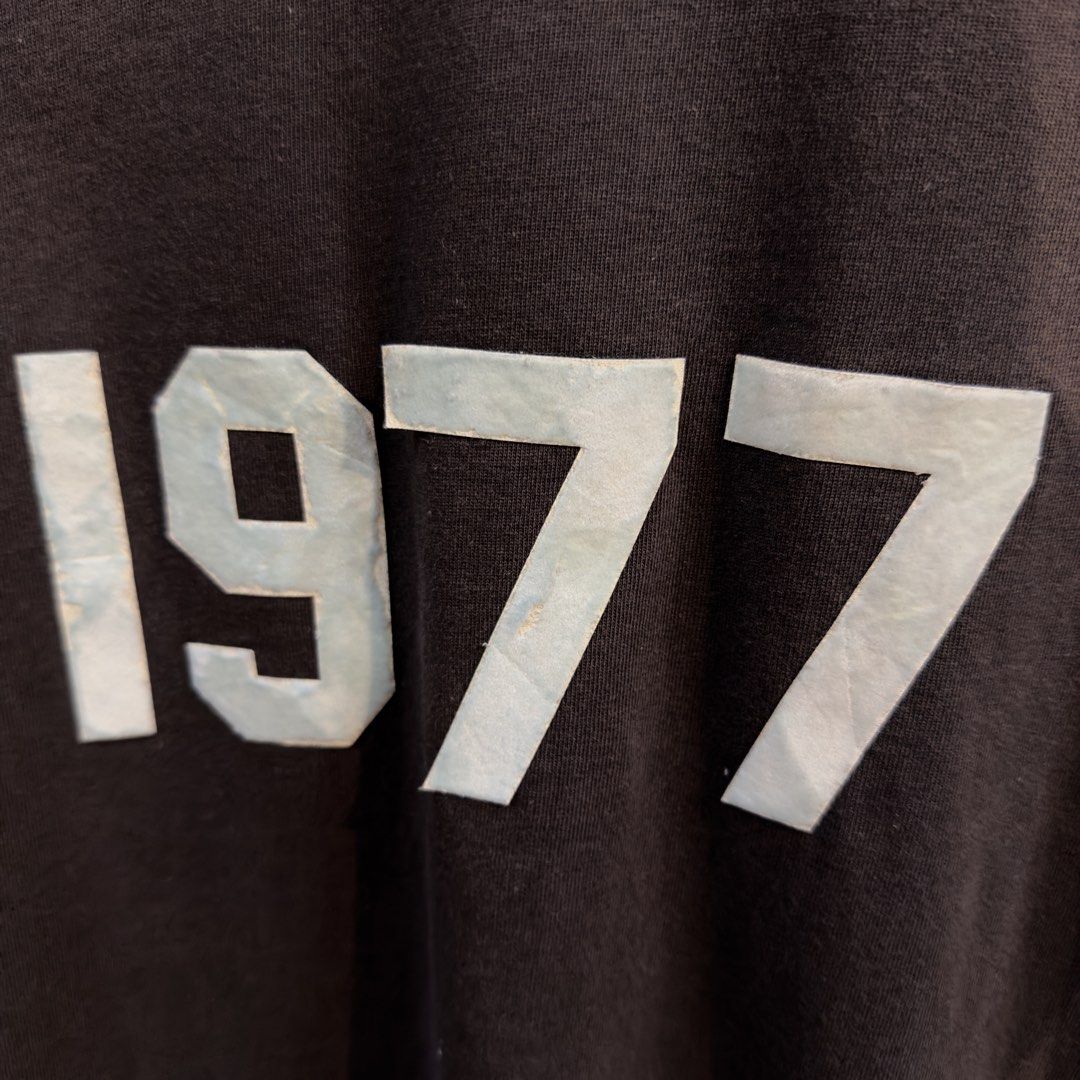 Essentials 1977 Shirt (XL) (Category: Tshirts & Polo Shirts ) located in Manila. Submitted by jerichomal82553 (Listing ID 1464745656, Image 3). Description: Essentials 1977 Shirt 26 by 30.5 Good Condition Complete Tags Minimal Issue .