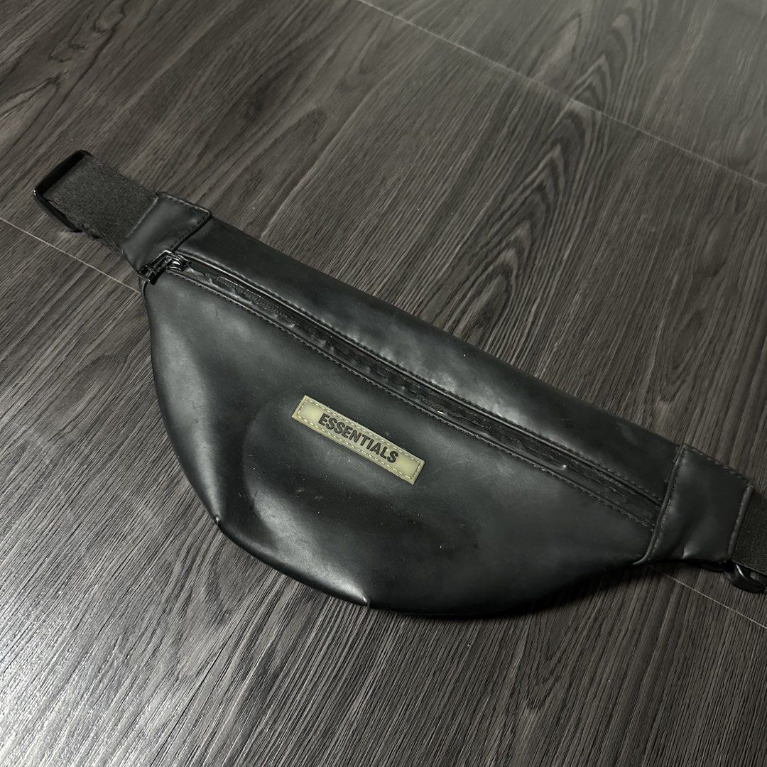 ESSENTIALS WATERPROOF BELT BAG (Category: Sling Bags) located in San Jose del Monte. Submitted by xanthrift2.0 (Listing ID 1464665247, Image 2). Description: ESSENTIALS WATERPROOF BELT BAG color rate: 9/10 dimes: 11W x 6L ₱799 .
