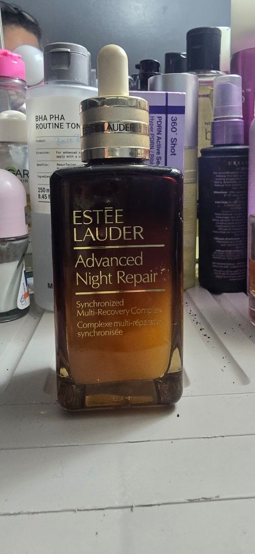 Estée Lauder Advanced Night Repair (Category: Face Care) located in Manila. Submitted by chubbychic553 (Listing ID 1464742665, Image 1). Description: -Brand: Estée Lauder Advanced Night Repair Serum -Size: Large 3.4 fl oz / 100ml - Packaging: Iconic brown glass dropper bottle with gold cap - 70% FULL remaining inside PHP 1800 loc tayuman manila.