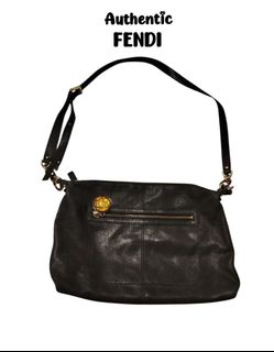 (Category: ) located in . Submitted by Gentlemans_ClosEt (Listing ID 1459907272, Image 1). Description: .