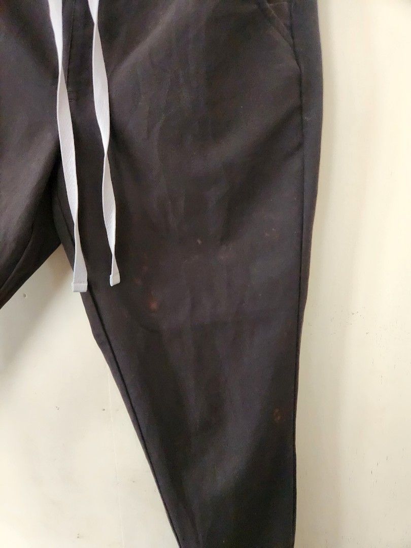 Figs black scrub pants joggers (Category: Other Bottoms) located in Lingayen. Submitted by brulee21 (Listing ID 1464593884, Image 3). Description: Figs Scrub Jogger Pants in black size XS/P has bleach stains, see pictures po loc: Sarangani.
