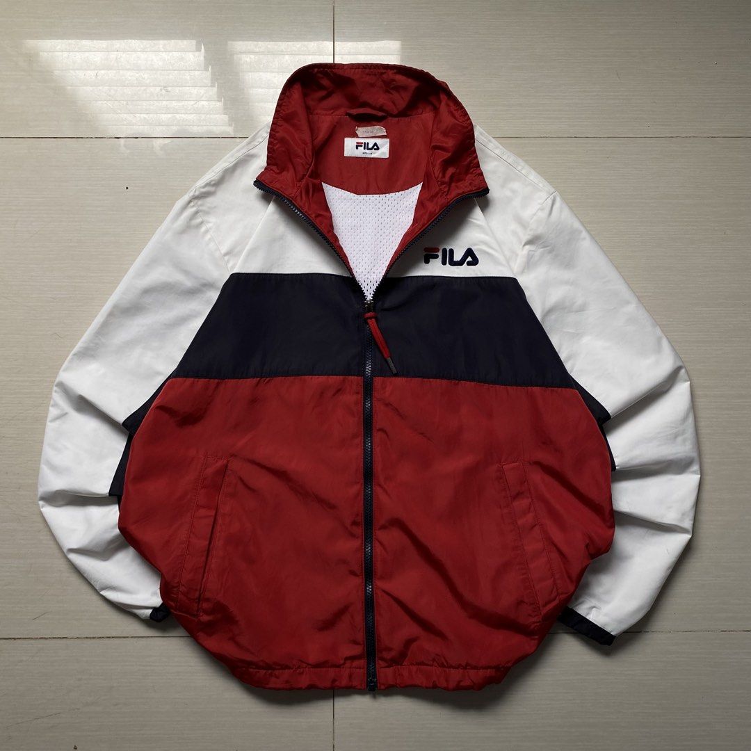FILA ITALIA TRACK JACKET (Category: Coats, Jackets and Outerwear) located in Cebu City. Submitted by kklez (Listing ID 1464622162, Image 3). Description: Medium - Large 23 x 28 Excellent Condition - Needs washing.