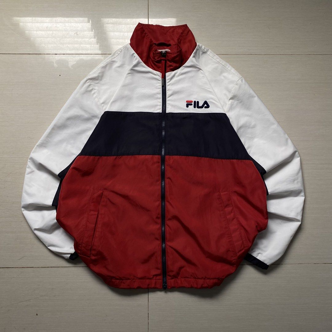 FILA ITALIA TRACK JACKET (Category: Coats, Jackets and Outerwear) located in Cebu City. Submitted by kklez (Listing ID 1464622162, Image 1). Description: Medium - Large 23 x 28 Excellent Condition - Needs washing.