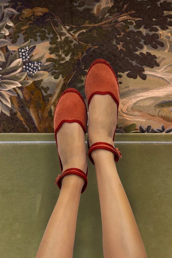 Flabelus Bracelet Orange Flats (Category: Casual Shoes) located in Muntinlupa City. Submitted by andsshop_ (Listing ID 1464587208, Image 1). Description: Used less than 5 times. In excellent condition! Original from Spain. ✨ Size: 37 (23.7cm, SRP: 7,200.00 RFS: Too small for me 😭.