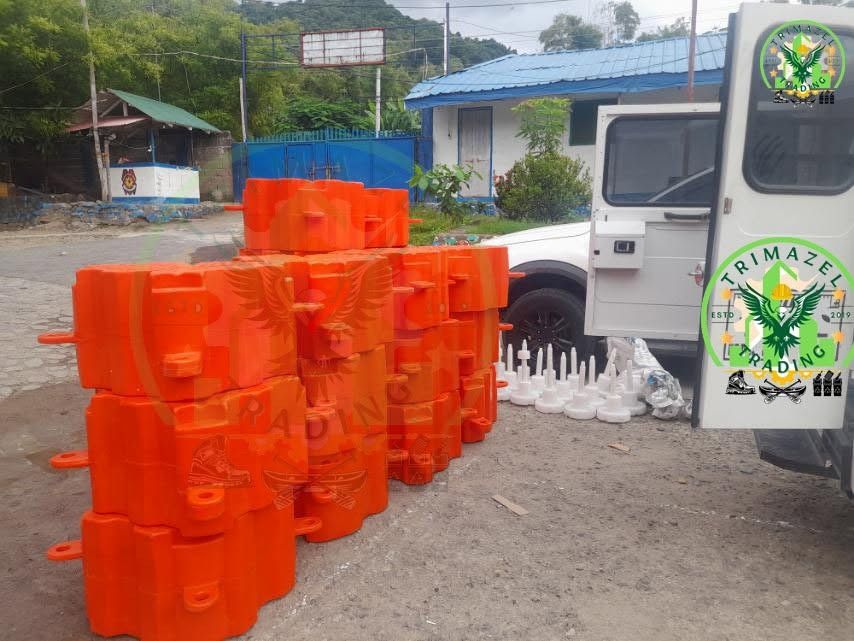 floating dock (Category: Construction Tools & Equipment) located in Quezon City. Submitted by irishbayaban20 (Listing ID 1464622604, Image 2). Description: ✅ Guaranteed lowest price ✅ Quality products ✅ 100% LEGIT TRUSTED SUPPLIER! ✅ With Complete Legal Documents ✅ BIR Registered We Supply All Kinds Of PPE Supplies, Raincoat, Hard Hat, Cooler Box, Plastic Trash Bin, Road Barriers, Kayak Boats, Crystal Kayak, Traffic Cone, T-Bollards & All Kinds O
