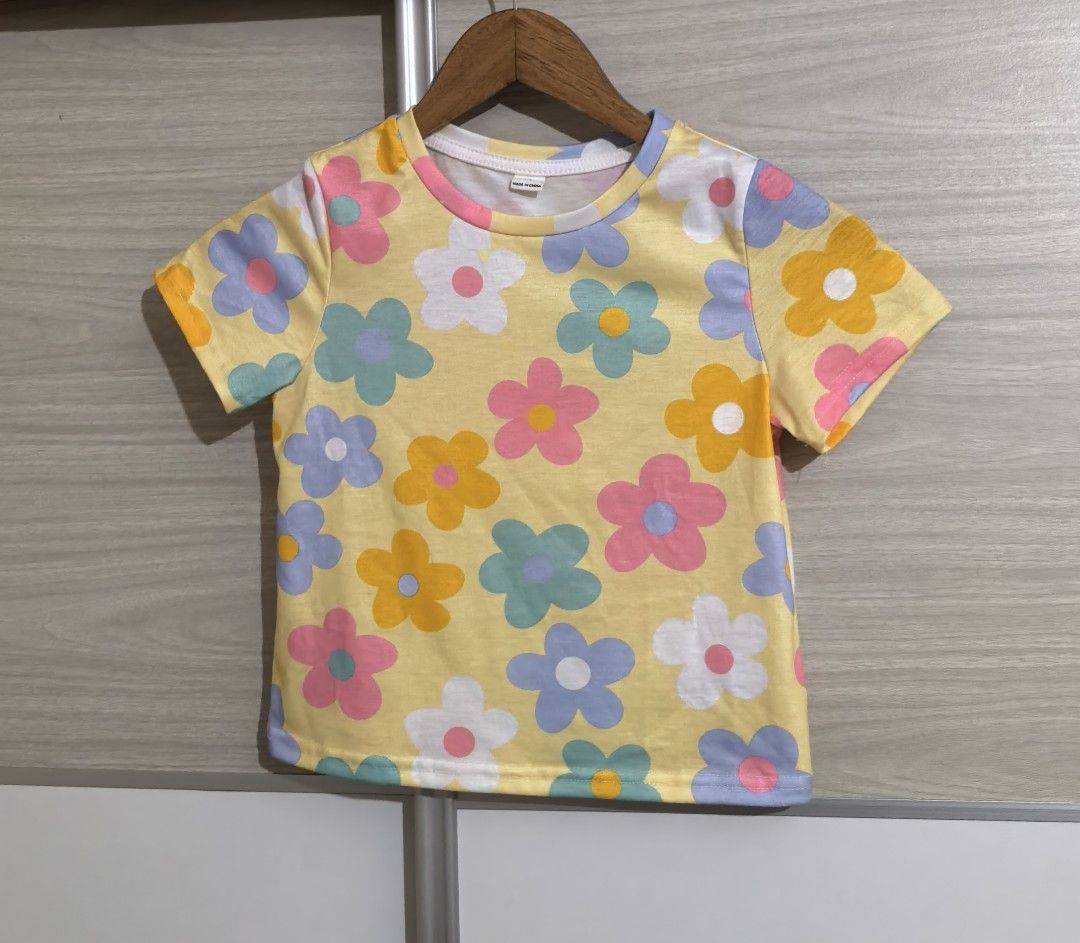 Preloved Shein Floral Terno|Age: 6 (Category: Babies & Kids Fashion) located in Meycauayan. Submitted by preloved_items_j (Listing ID 1464740356, Image 2). Description: Thin fabric Shirt Shoulder: 30.1 cm Bust: 75.0 cm Length: 44.0 cm Sleeve Length: 15.0 cm Bicep Length: 27.6cm Pants Waist Size: 51.0 cm waist extended: 81.0 Hip Size: 69.5 cm Length: 71.1 cm Thigh: 40.1 cm .