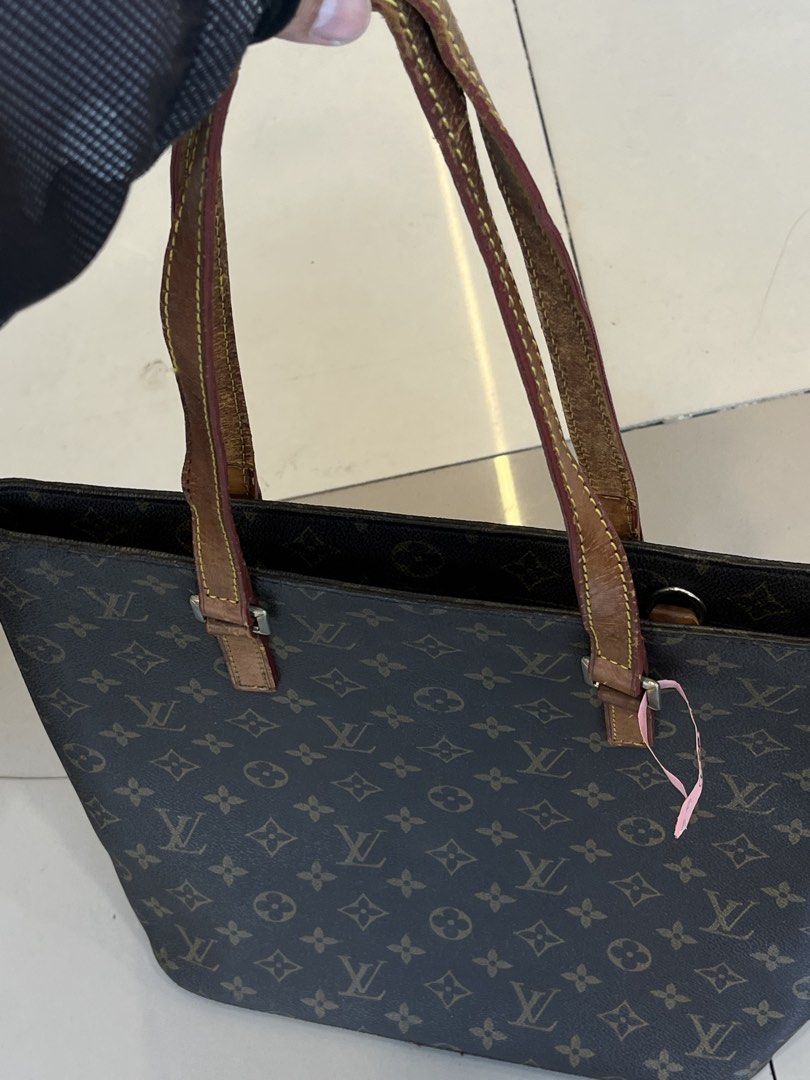 FOR SALE (Category: Luxury Bags & Wallets) located in Bulacan. Submitted by sef19 (Listing ID 1464603189, Image 1). Description: LV CABAS MEZZO - condition : excellent price : 2,580.