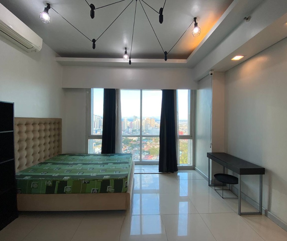 (Category: ) located in . Submitted by luxerealtyph (Listing ID 1464690398, Image 1). Description: .