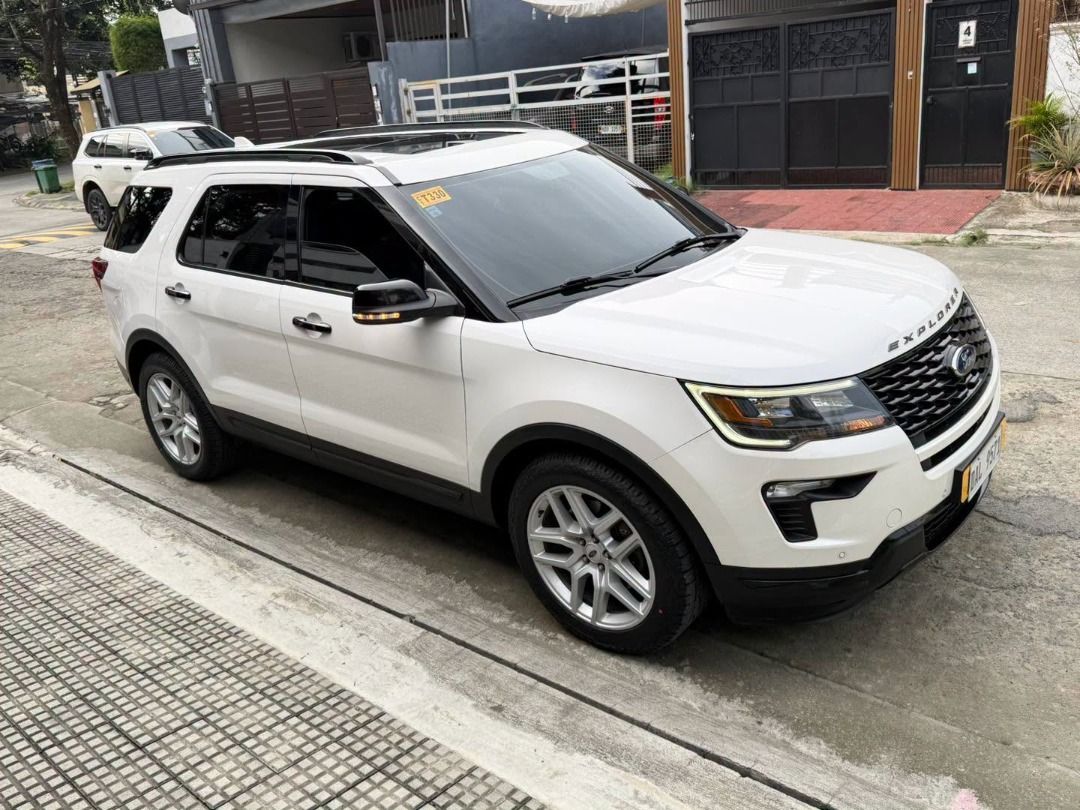 Ford Explorer 3.5S 4x4 Ecoboost Auto (Category: Used Cars) located in Pasig City. Submitted by denciosautohaus (Listing ID 1464610977, Image 3). Description: More pictures and reviews at Facebook Page - Dencio’s Auto Haus. 2019’s Ford Explorer 3.5 V6 Ecoboost 4wd. 62tkms Only. Very very well mantained. New PMS at Ford as well. 4 Brandnew Nexen Tires. 995k Neg Financing Ok. 🔶265k ALL-in DP🔷 - 25,068/month 4yrs. - 30,798/month 3yrs. - 42,697/mont