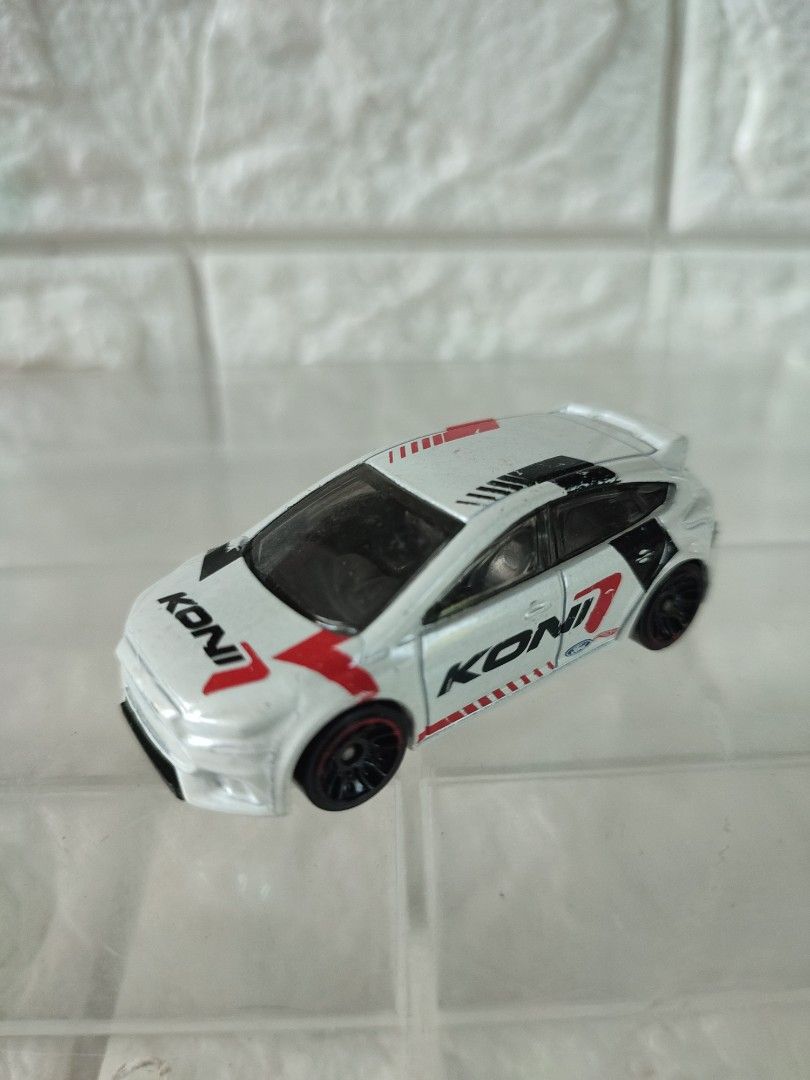 Ford focus RS (Category: Vehicle & Diecast Models) located in Narvacan. Submitted by jigger85 (Listing ID 1464579204, Image 2). Description: 93 percent condition loc. ilocos sur can ship thru JNT or LBC.