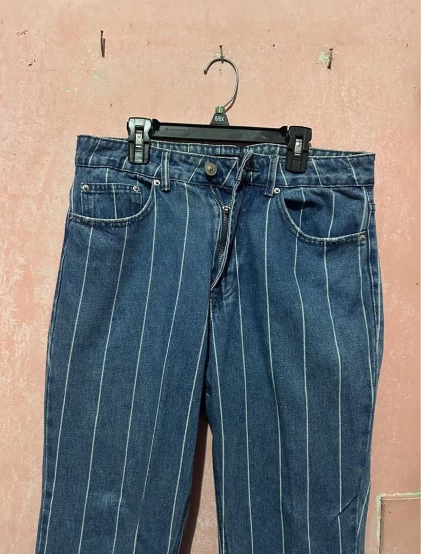 Forever21 (Category: Jeans) located in San Juan City. Submitted by kc.collection (Listing ID 1464705919, Image 2). Description: Size: 27-28 Rfs: Decluttering.