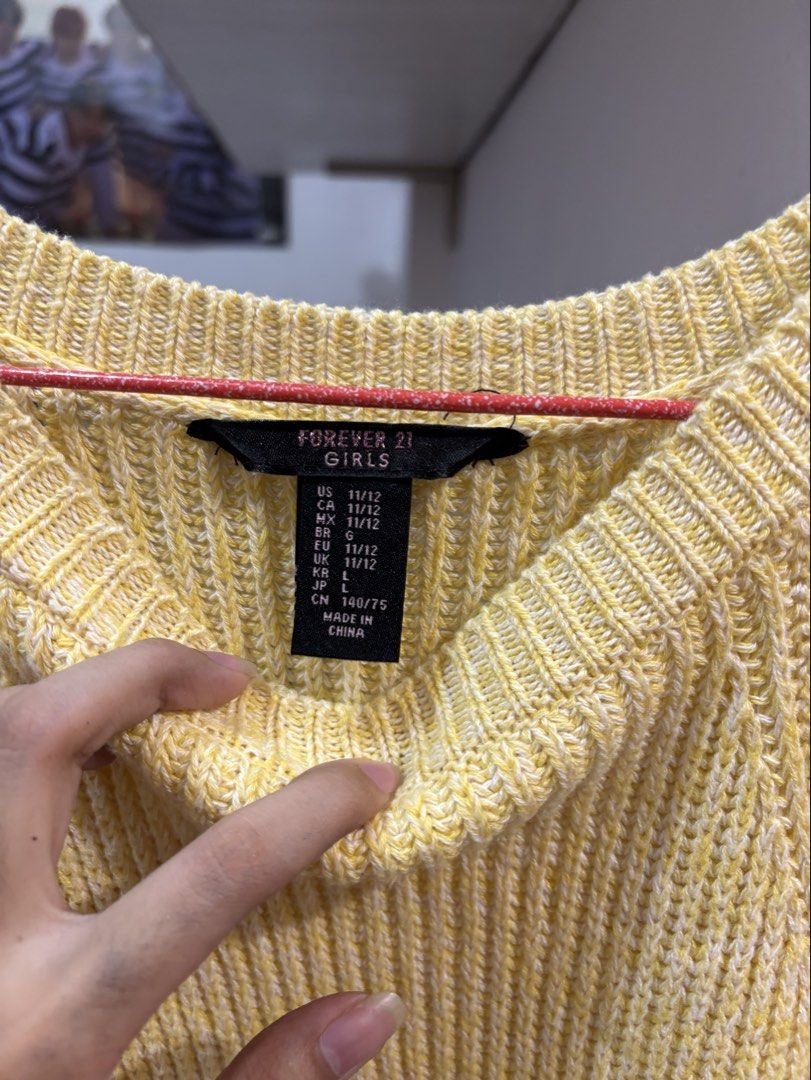 Forever 21 Knitted Top (Category: Babies & Kids Fashion) located in Quezon City. Submitted by den.declutters (Listing ID 1464647106, Image 2). Description: .