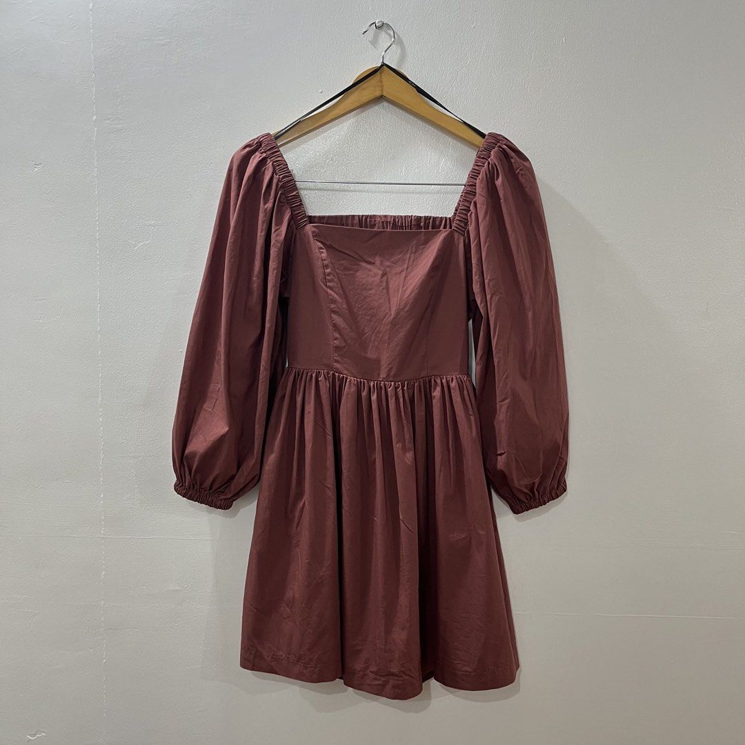 Forever 21 Poplin Tie-Back A-Line Mini Dress (Category: Dresses) located in Cavite. Submitted by habibixxi (Listing ID 1464607885, Image 1). Description: Forever 21 Poplin Tie-Back A-Line Mini Dress Width: 13.5” Length: 31” Sleeves: 21”.