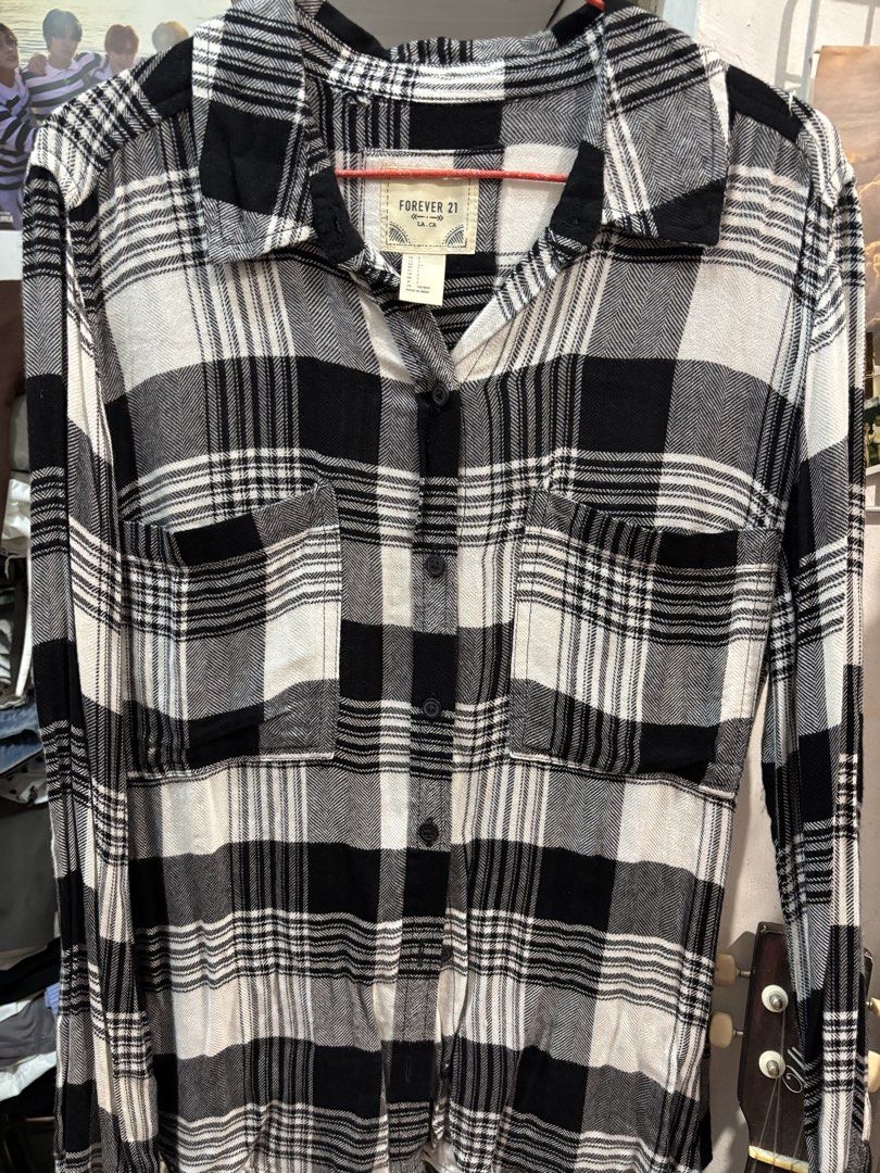 Forever 21 Women's Tops (Category: Longsleeves) located in Quezon City. Submitted by den.declutters (Listing ID 1464600701, Image 1). Description: .