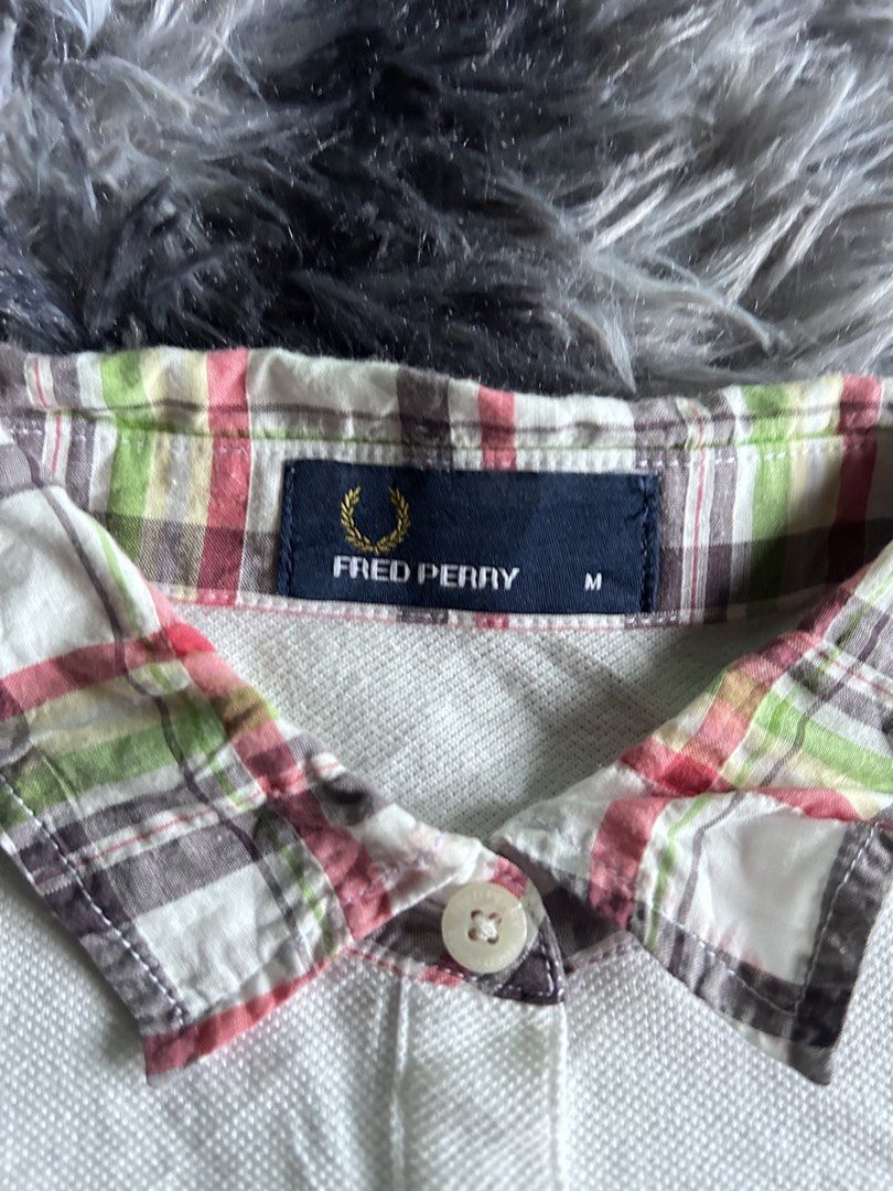 Fredperry Polo (Category: Others Tops) located in Baao. Submitted by prettysixtythrift_17 (Listing ID 1464659739, Image 3). Description: Fredperry Polo ▪️Size: M on tag ▪️Length: 23.5 ▪️Width: 17 ▪️Color Rate: 10/10 ▪️Condition: Excellent ▪️Issue: None.