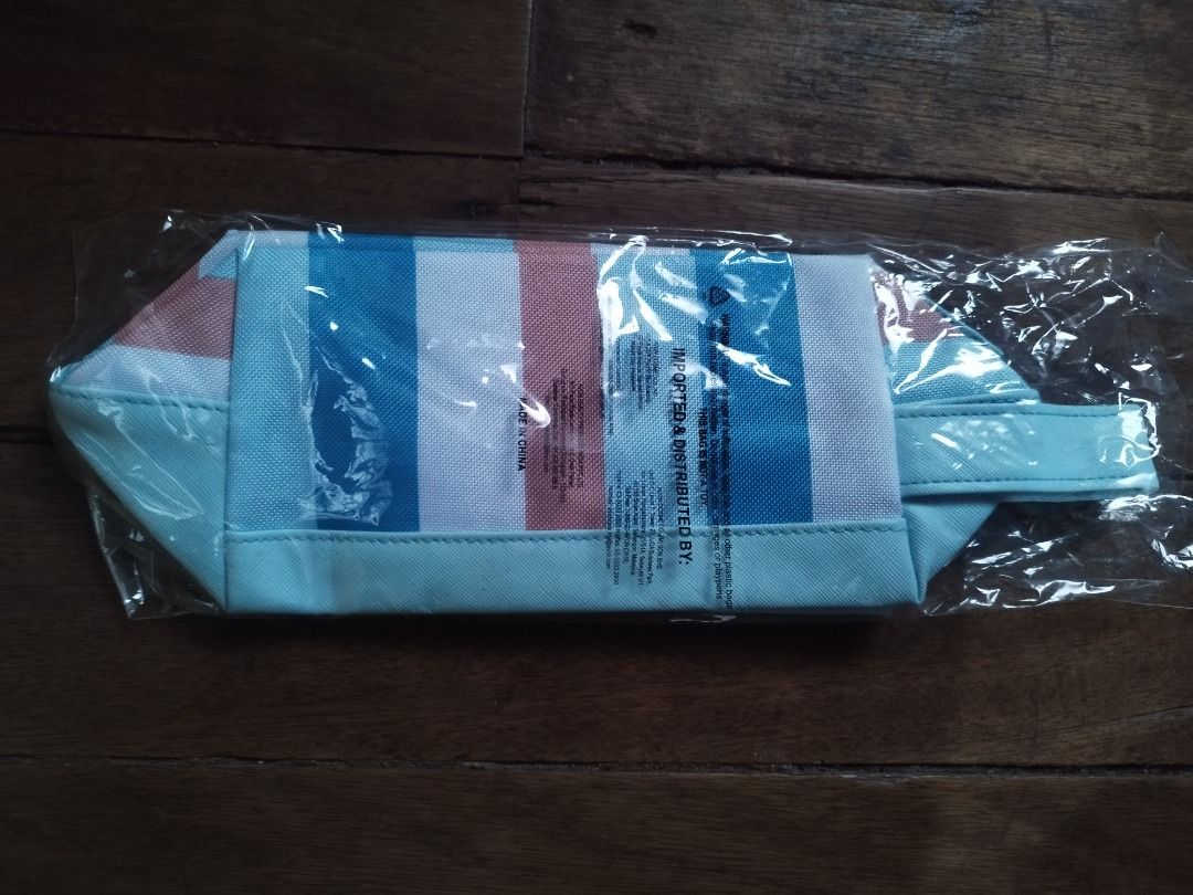 Fresh Stripes Pouch (Category: Purses & Pouches) located in Cavite. Submitted by plorb (Listing ID 1464589734, Image 3). Description: Fresh Stripes Pouch Brand: Avon Condition: New, unused ₱200.