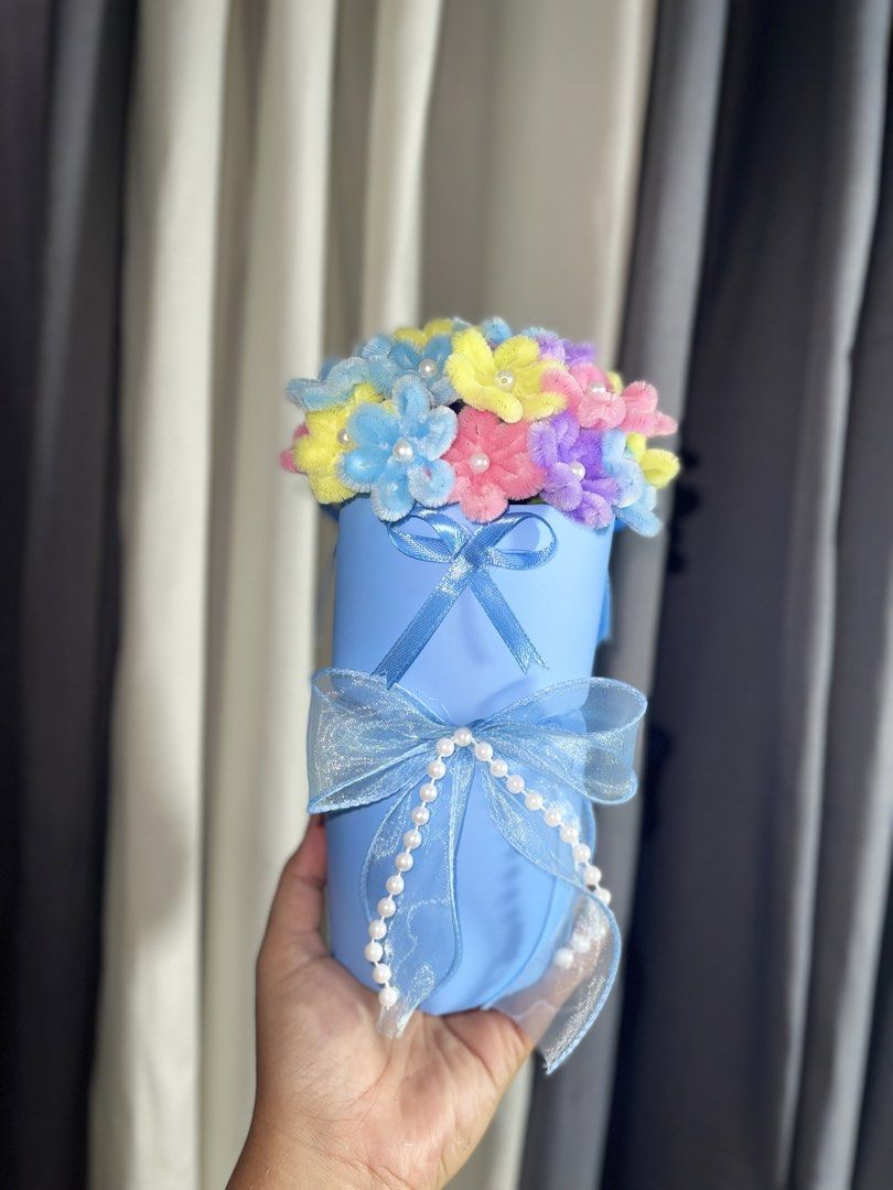 Fuzzywire flower bouquet (Category: Flowers & Bouquets) located in Pasig City. Submitted by epiccloud.7c155d (Listing ID 1464622803, Image 2). Description: .