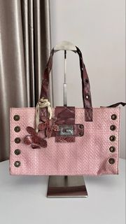 (Kategori: ) berada di . Dikirim oleh lusithe (ID iklan 1464579392, Gambar 1). Deskripsi: .
