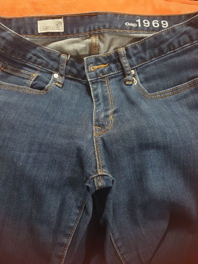 GAP JEANS (Category: Jeans) located in Pasig City. Submitted by yenscollection7271 (Listing ID 1464596149, Image 2). Description: ✅️ LIKE NEW CONDITION ✅️ DEEP BLUE COLOR ✅️ SIZE 28 (US) ✅️ MOP: GCASH OR BANK TRANSFER ✅️ NO RETURNS, EXCHANGES OR REFUNDS ✅️ NO COD.