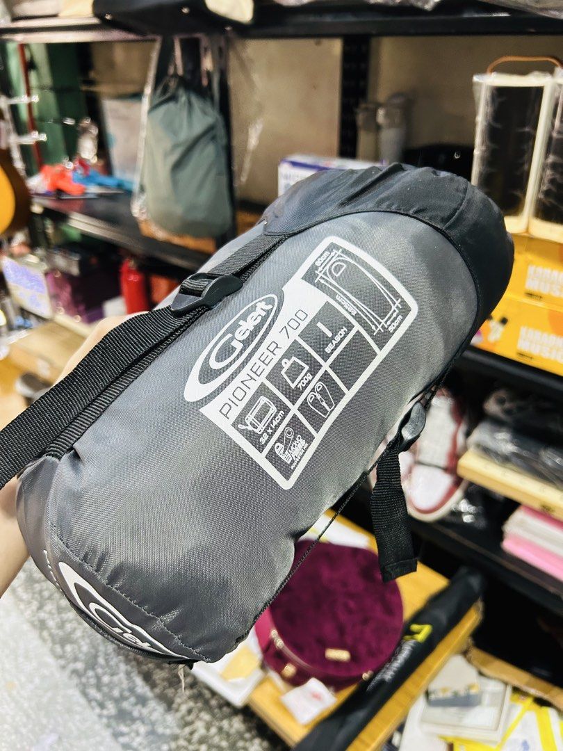 Gelert Pioneer 700 Sleeping Bag (Category: Hiking & Camping) located in Manila. Submitted by starbalesukandjapansurplus (Listing ID 1464582673, Image 1). Description: - Gelert Pioneer 700 Sleeping Bag - Ultra-lightweight at only 700g - Ideal for 3-season use (spring, summer, autumn) - Spacious dimensions: 220cm x 80cm - Includes a convenient stuff sack - Perfect for your next camping adventure!.