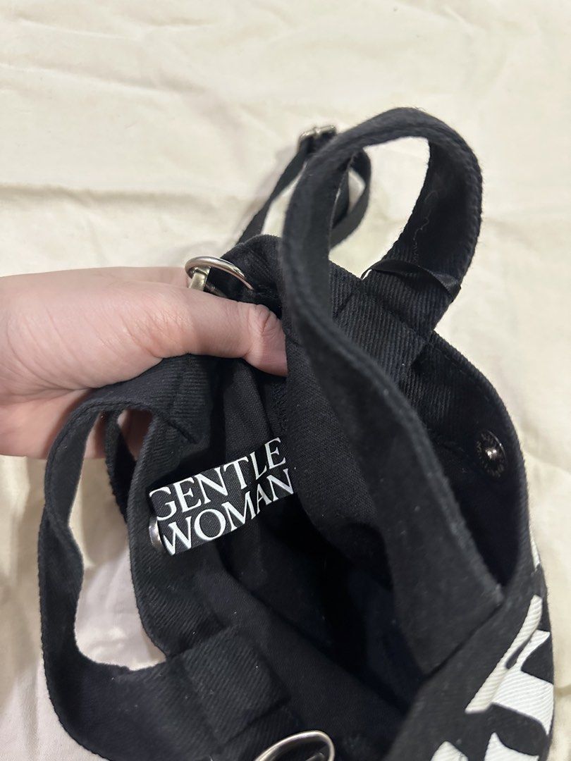 Gentlewoman Bag (Category: Cross-body Bags) located in Manila. Submitted by kluxvault (Listing ID 1464588660, Image 3). Description: .