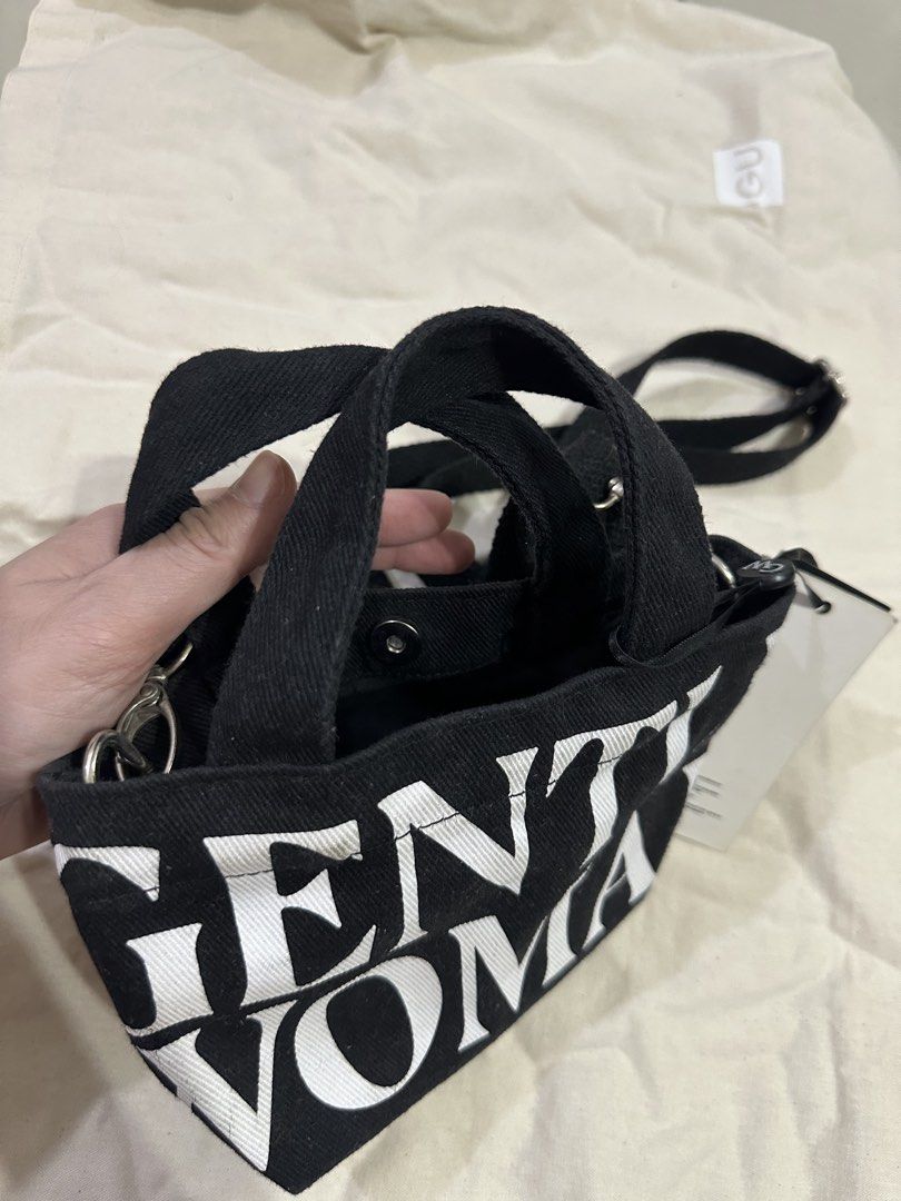 Gentlewoman Bag (Category: Cross-body Bags) located in Manila. Submitted by kluxvault (Listing ID 1464588660, Image 2). Description: .