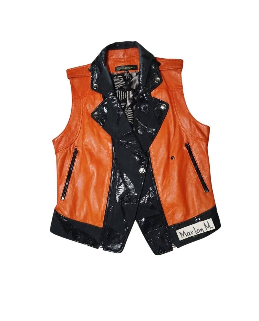 Genuine Leather Vest Size Xs-S (Category: Coats, Jackets and Outerwear) located in Manila. Submitted by marlonmuncada_picker05 (Listing ID 1464639568, Image 1). Description: 📍Donna-Di-Eleganza Double Brested Leather Vest ✅WOMENS XS-S ✅900 + SF ✅PIT TO PIT 17.5 " ✅LENGTH 22" ✅SHOULDER 14.5 " ✅NO MAJOR ISSUE ✅DURABLE / PRESENTABLE ✅9 /10 COLOR RATE ✅9 /10 CONDITION ✅MOP : GCASH ✅MOD : J&T / LALAMOVE ❌NO❌COD❌COP❌VIA❌LBC❌.