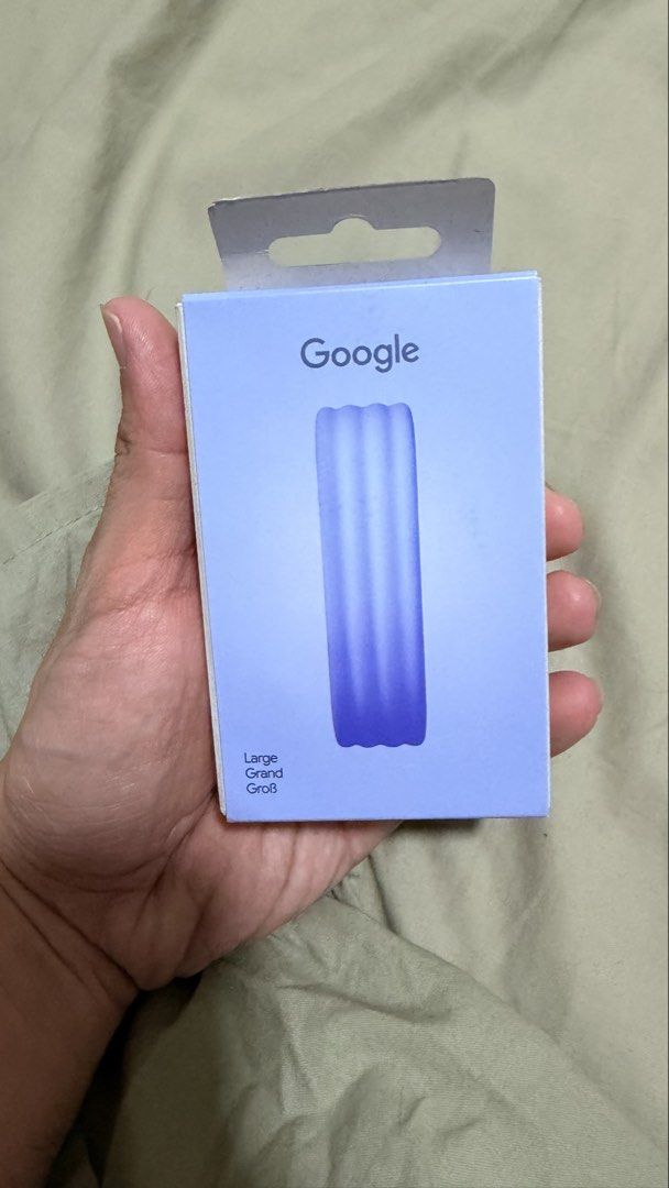 Google Fitbit Air Active Band - Large (Category: Wearables & Smart Watches) located in Pasig City. Submitted by bagaholic84 (Listing ID 1464581039, Image 1). Description: - Google Pixel Watch band - Large size - Ribbed style.